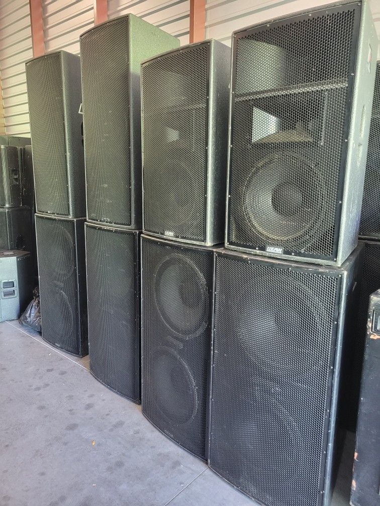 EAW 4 KF850, 8 SB1000, 4 LA325, 4 LA460, 8 LA218 Professional Speakers