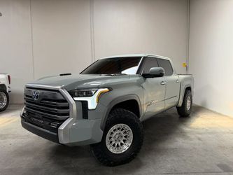 2024 Toyota Tundra Hybrid CrewMax