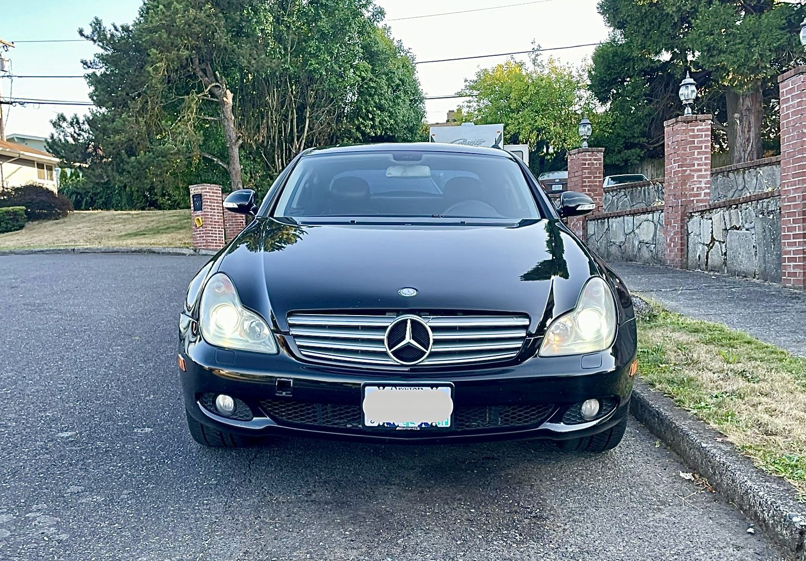 Mercedes Benz CLS500 AMG 4-door coupe