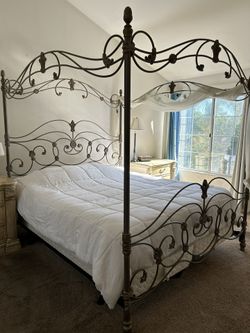 King Size Canopy Metal Ornate Bed Frame.  Fleur De Lil