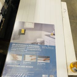 Supreme Wainscot System white Panels 8 lineal feet 21.3 sq ft, 6 pieces per box 16” wide x 32” high x1/4” thick  Have 15 boxes 25.00 ea