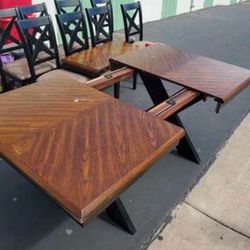 Solid Wood Dinning  Table