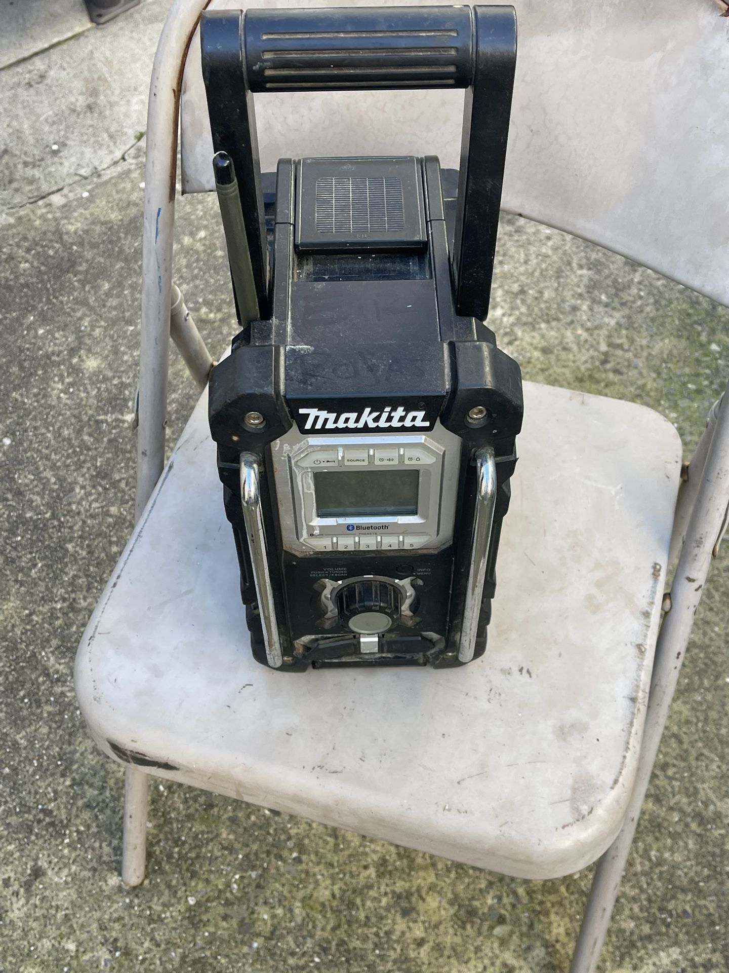 Makita Bluetooth Radio