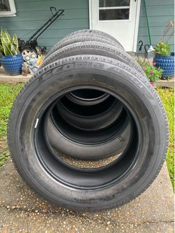 Bridgestone Ecopia  235/65R18