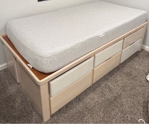Twin Bed with lots of storage
