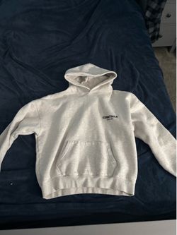 ESSENTIALS HOODIE & SWEATS