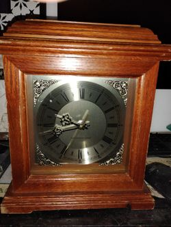 Shelf Mantle Clock Westminster r Chime 