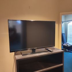 32" Samsung Flat screen TV