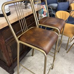 Set Of 2 industrial-style bar stools - Excellent Condition 