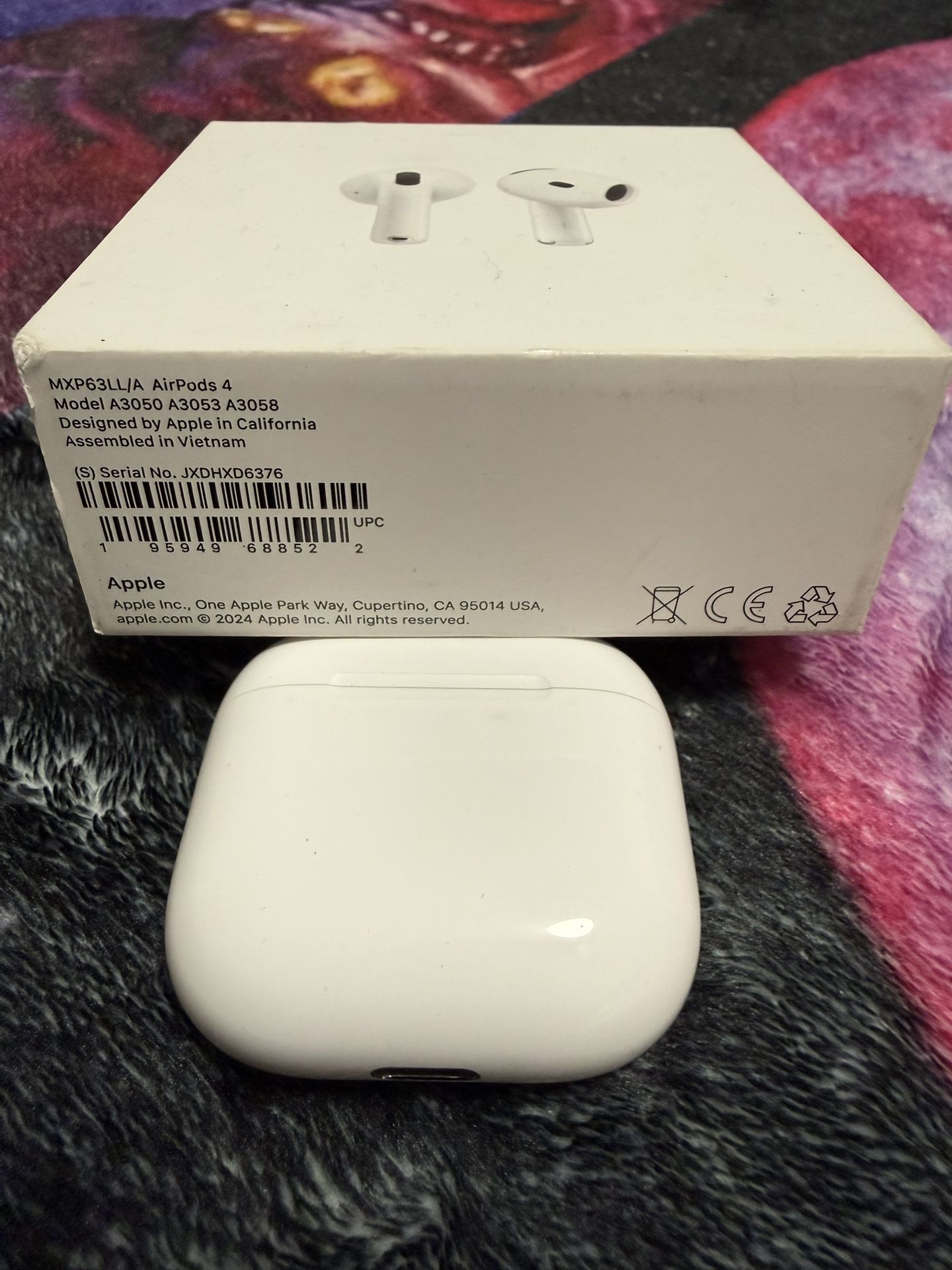 Apple AirPods 4