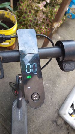 Electric scooter