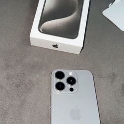 iPhone 15 Pro Max 