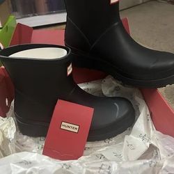 Hunter Play short boots sz 7,8 ,9 w