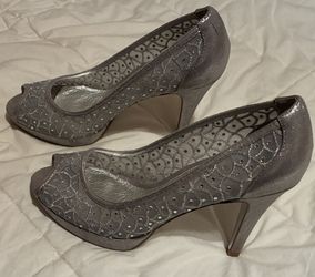 Women’s Shoes