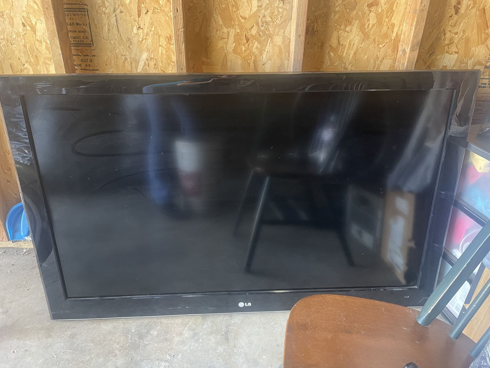 55” Used Insignia LED TV Model #NS-55D420NA18