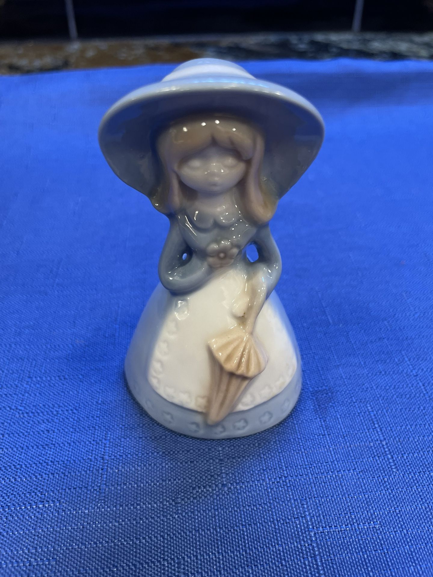 Adorable Vintage 1970’s Porcelain Bell