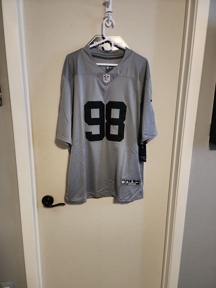 Max Crosby Jersey Large