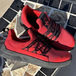 Boys / Men’s Adidas Sneakers 