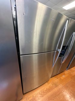 Apt size fridge stainless steel 21cf