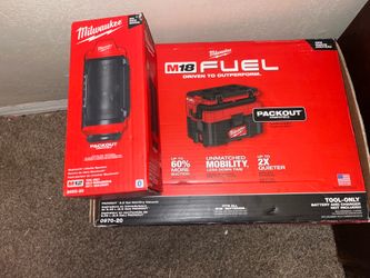 Milwaukee Fuel Packout 2.5 Vacuum&Packout Speaker Bundle