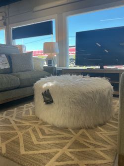 White ottoman
