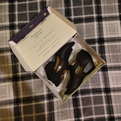 Size 9 Women's Low Heel Natural Soul All Thru Comfort Shoes