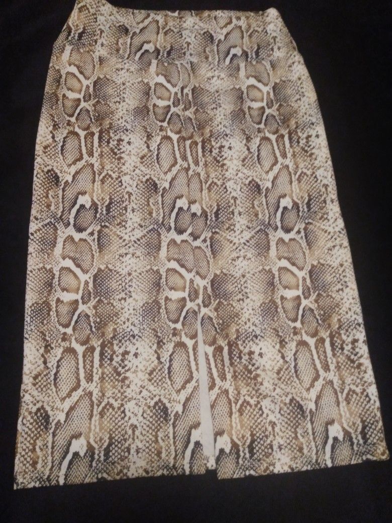 Snake Skin Cotton Spandex Shirt Size Medium