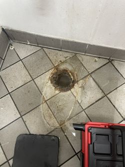 P:lumber Toilet And Copper Parts