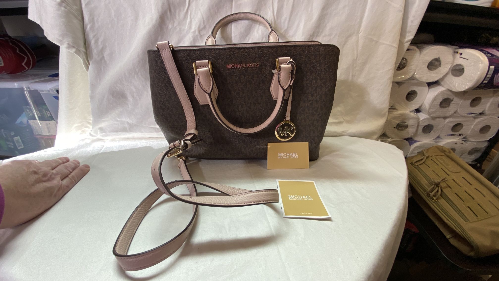 Michael Kors CAMILLE LARGE LOGO AND LEATHER SATCHEL Classic Brown & Pink