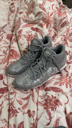 Size 14 Under Armour Baseball Cleats Harper Gray White