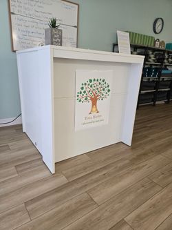 Computer/reception desk