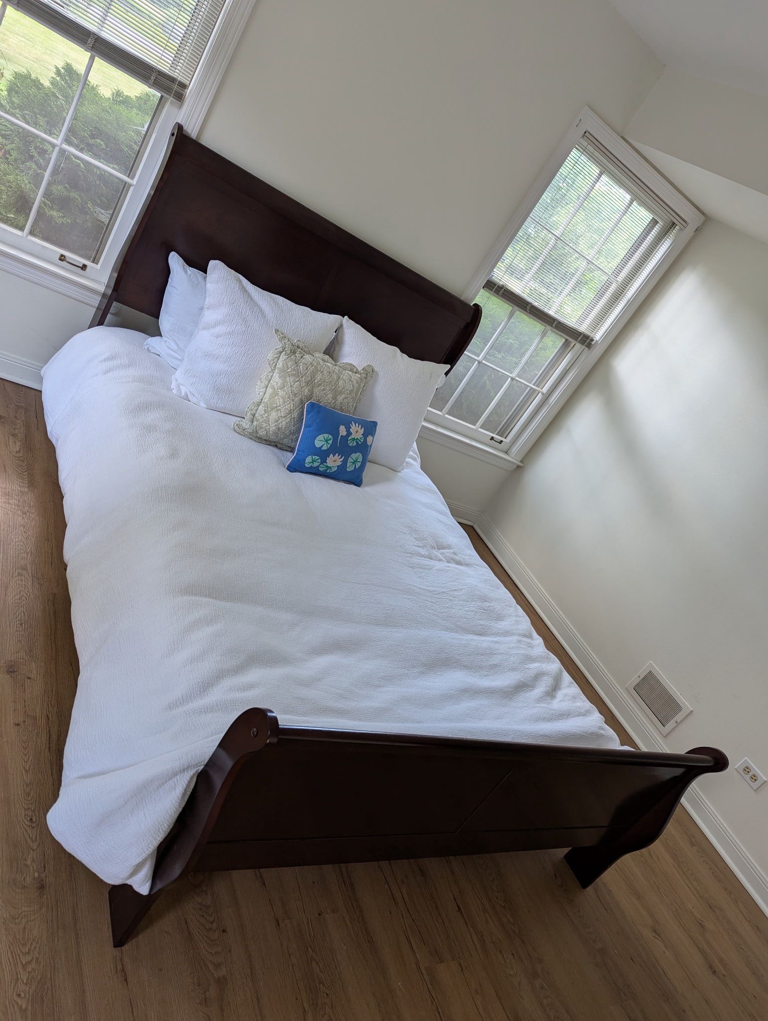 Sleigh Bed Frame (Queen Size)