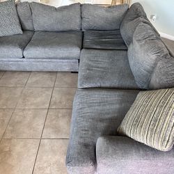 Sectional Couch $600 / OBO