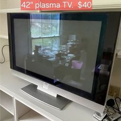 42" Plasma TV