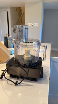 Cuisinart 14-Cup Food Processor (black)