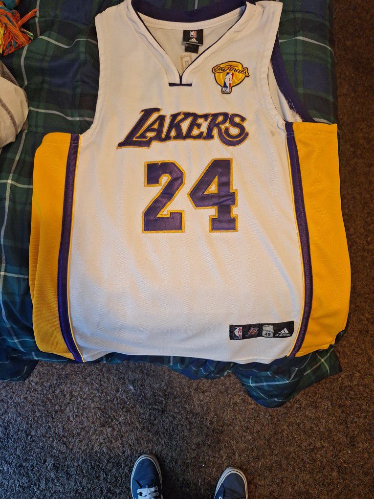 LAKERS JERSEY!!!