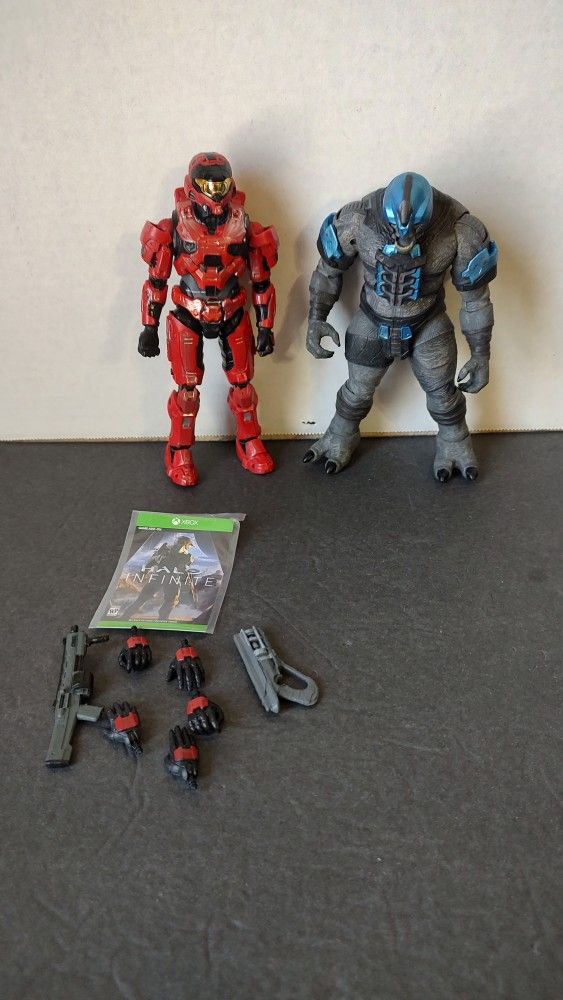 HALO ACTION FIGURES 