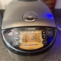 Zojirushi NP-NWC18 Pressure Induction Heating 10-Cup Rice Cooker and Warmer, Black