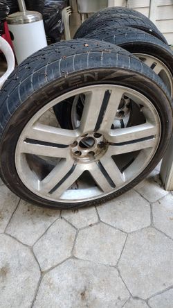 2015 chevy Silverado 1500 rims and tire