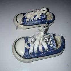 Kids converse 