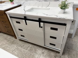 Bathroom cabinet