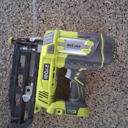 Ryobi P325 16g Nailer