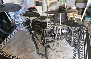Roland td4 electronic drum kit