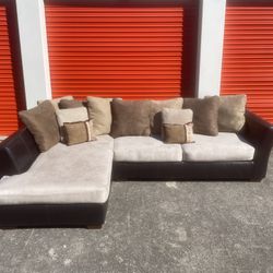 Sectional Couch (Delivery Available)