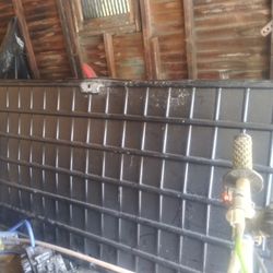 Flood trays