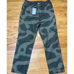Jordan Essential Statement CHICAGO Pants green camo w draw string Men’s sz M NEW