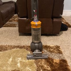 DYSON BALL Vacuum 