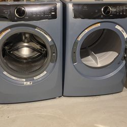 Electrolux Washer and Dryer Set BRAND NEW 