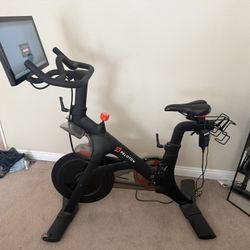Peloton Bike