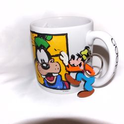 Walt Disney Goofy Lovers! NEW Oversized Mug Coffee Cup + Keychain Bundle Gift 🎁